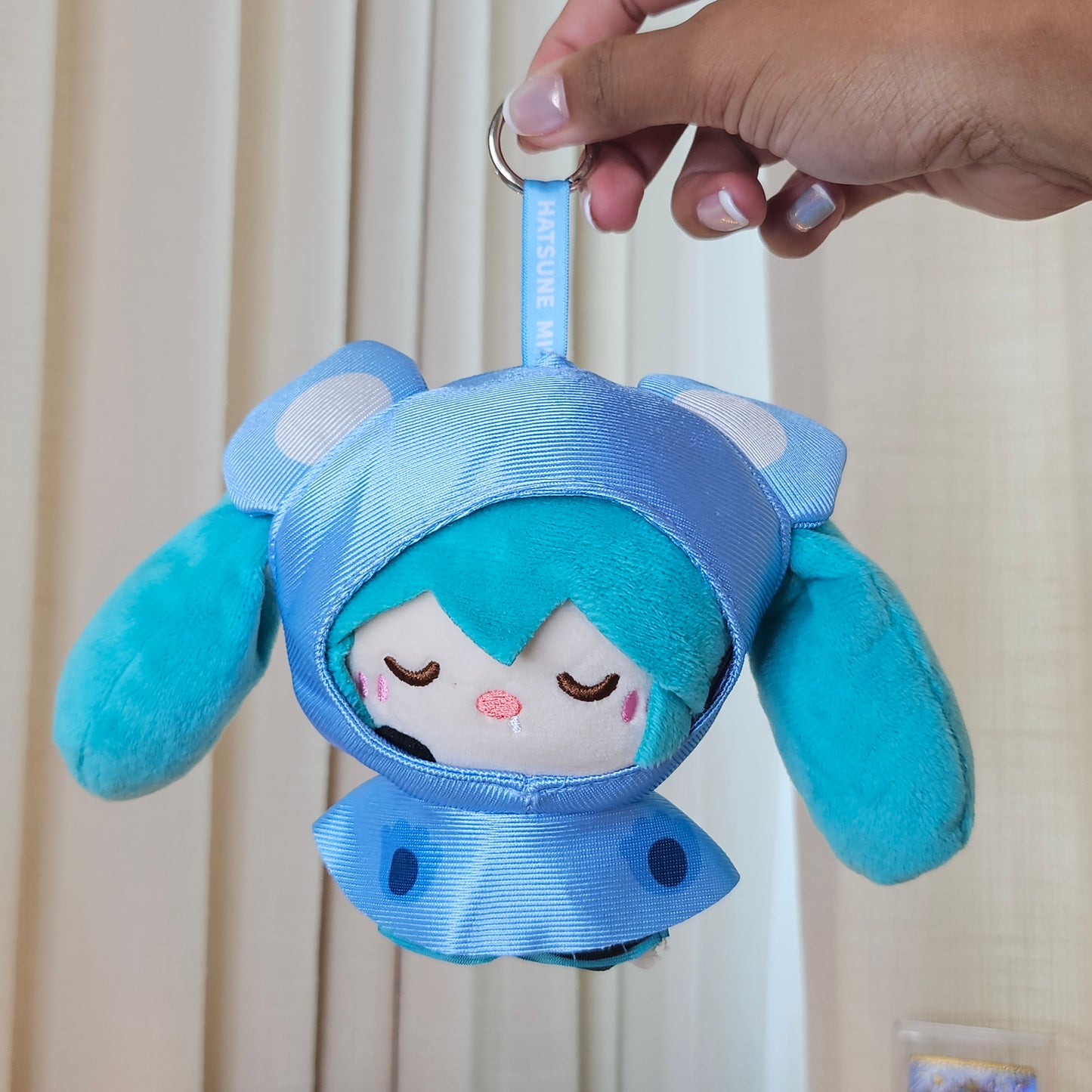 raincoat miku (koala)