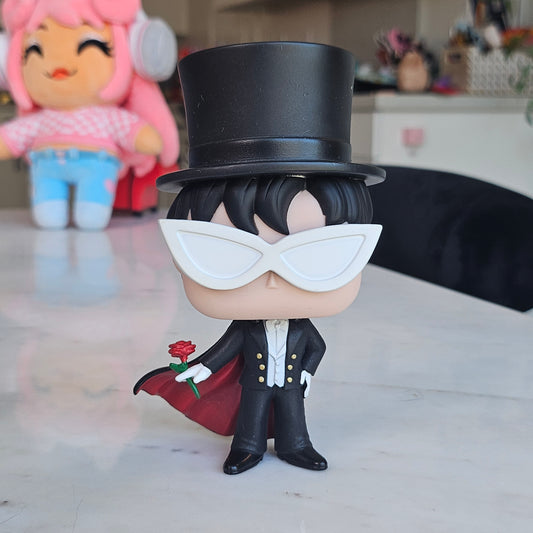 tuxedo mask pop sailor moon