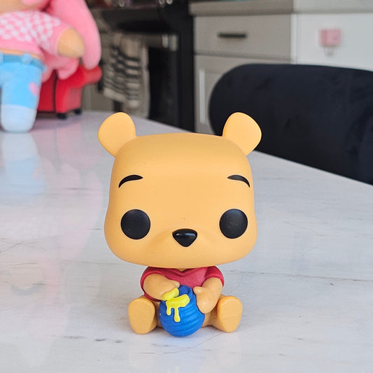 bear with honey pop